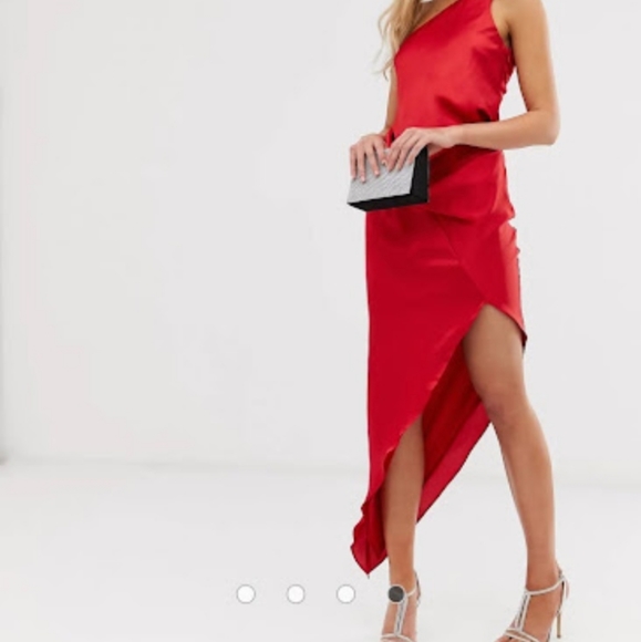 Dress - Picture 3 of 5